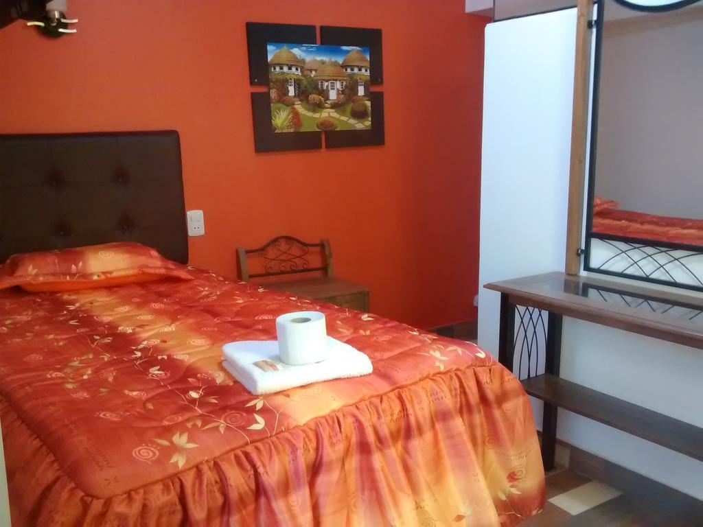 Hotel Residencial El Eden De Adan Y Eva Andahuaylas Cameră foto